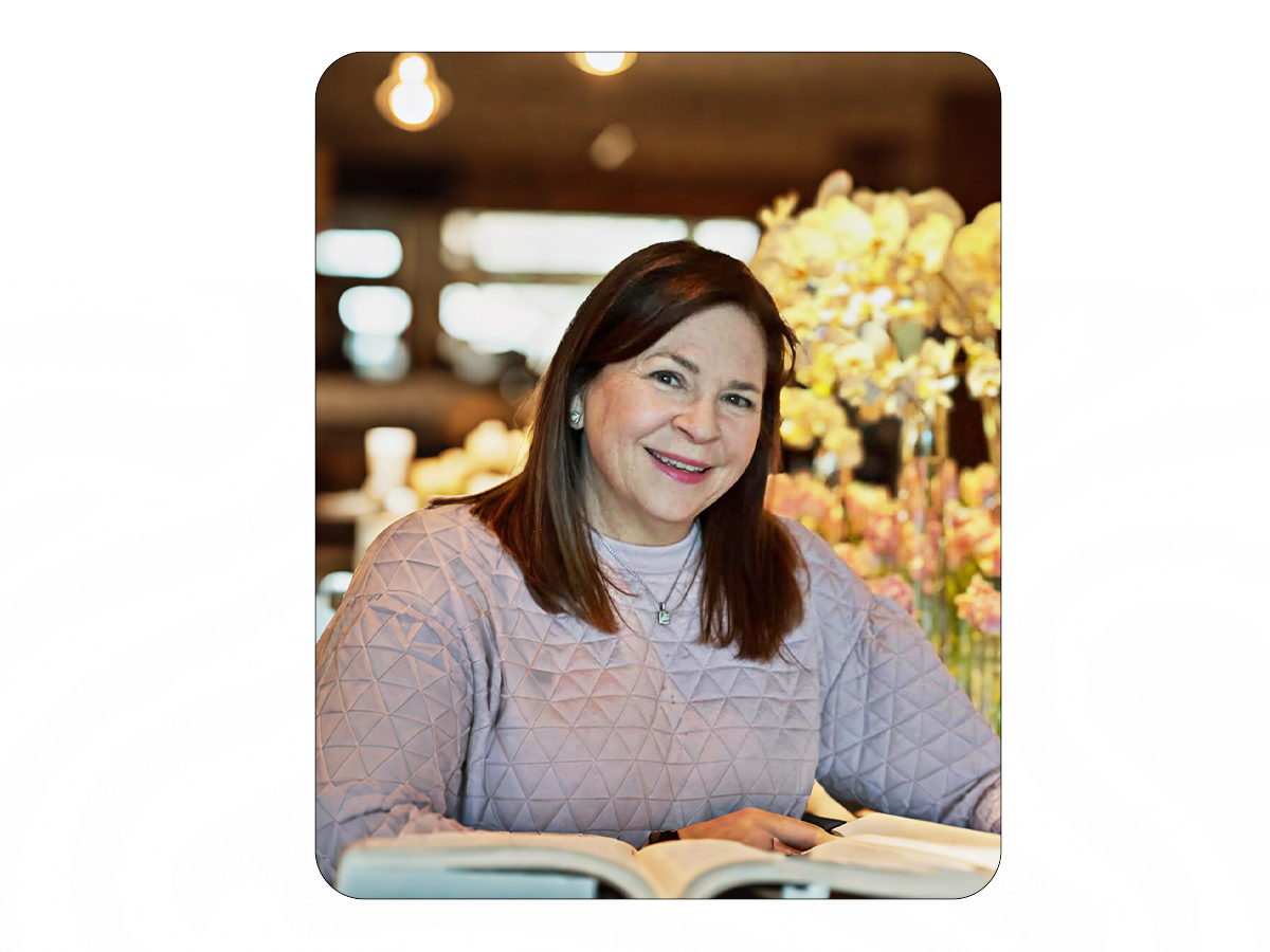 Radiance Reborn: Reinventing Ourselves Through Perimenopause – Theresa Russell’s